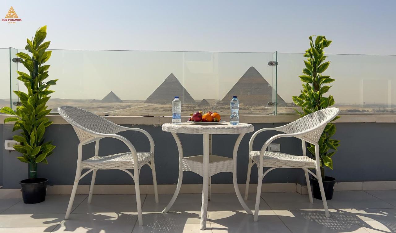 Full Pyramids View Apartment With Balcony For 8 P Kafret el-Gabal Kültér fotó