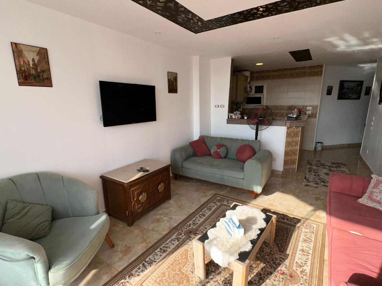 Full Pyramids View Apartment With Balcony For 8 P Kafret el-Gabal Kültér fotó